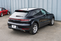 ポルシェ マカン ﾍﾞｰｽｸﾞﾚｰﾄﾞ　ﾌﾞﾗｯｸﾊｰﾌﾚｻﾞｰｼｰﾄ ｼｰﾄﾋｰﾀｰ PCMﾅﾋﾞ AppleCarPlay ｱﾗｳﾝﾄﾞﾋﾞｭｰ ｴﾝﾄﾘｰﾄﾞﾗｲﾌﾞ ACC ﾚｰﾝﾁｪﾝｼﾞ TPM ﾏｶﾝ18ｲﾝﾁAW　2年保証