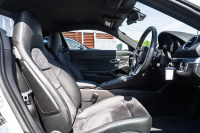 ポルシェ 718 ケイマン ﾍﾞｰｽｸﾞﾚｰﾄﾞ ｽﾎﾟｰﾂｸﾛﾉPKG　ﾌﾞﾗｯｸﾊｰﾌﾚｻﾞｰ PCMﾅﾋﾞTV CarPlay 電格ﾐﾗｰ ｷｾﾉﾝﾗｲﾄ ﾀﾞｳﾝｻｽ ﾜｲﾄﾞｽﾍﾟｰｻｰ ﾎﾞｸｽﾀｰS19ｲﾝﾁAW　2年保証