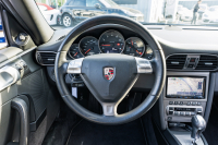 ポルシェ 911(Type997) ｶﾚﾗ4　ﾌﾞﾗｯｸﾚｻﾞｰｼｰﾄ ｼｰﾄﾋｰﾀｰ ｱﾙｶﾝﾀｰﾗﾙｰﾌﾗｲﾅｰ ｹﾝｳｯﾄﾞﾅﾋﾞ ﾌﾙｾｸﾞTV ｵｰﾄｴｱｺﾝ PSM ｷｾﾉﾝﾗｲﾄ F/Rﾌｫｸﾞ ｶﾚﾗ18ｲﾝﾁAW　2年保証