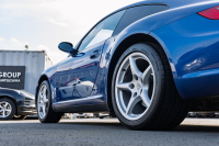 ポルシェ 911(Type997) ｶﾚﾗ4　ﾌﾞﾗｯｸﾚｻﾞｰｼｰﾄ ｼｰﾄﾋｰﾀｰ ｱﾙｶﾝﾀｰﾗﾙｰﾌﾗｲﾅｰ ｹﾝｳｯﾄﾞﾅﾋﾞ ﾌﾙｾｸﾞTV ｵｰﾄｴｱｺﾝ PSM ｷｾﾉﾝﾗｲﾄ F/Rﾌｫｸﾞ ｶﾚﾗ18ｲﾝﾁAW　2年保証