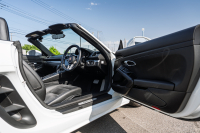 ポルシェ 718 ボクスター ﾍﾞｰｽｸﾞﾚｰﾄﾞ　ﾌﾞﾗｯｸﾊｰﾌﾚｻﾞｰ ｼｰﾄﾋｰﾀｰ ﾌﾞﾗｯｸｿﾌﾄﾄｯﾌﾟ PCMﾅﾋﾞTV CarPlay ｽﾎﾟｰﾂｴｸﾞｿﾞｰｽﾄ ｴﾝﾄﾘｰﾄﾞﾗｲﾌﾞｷｾﾉﾝ  ﾎﾞｸｽﾀｰS19ｲﾝﾁAW　2年保証