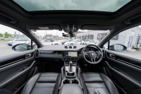 ポルシェ カイエン ﾍﾞｰｽｸﾞﾚｰﾄﾞ ｽﾎﾟｰﾂｸﾛﾉPKG　ﾌﾞﾗｯｸﾚｻﾞｰｼｰﾄ ﾊﾟﾉﾗﾏﾙｰﾌ PCM CarPlay PASM/ｴｱｻｽ PDLS ｴﾝﾄﾘｰD BOSE ｱﾝﾋﾞｴﾝﾄﾗｲﾄ ACC ｶｲｴﾝS19ｲﾝﾁAW　2年保証