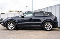 ポルシェ カイエン ﾍﾞｰｽｸﾞﾚｰﾄﾞ ｽﾎﾟｰﾂｸﾛﾉPKG　ﾌﾞﾗｯｸﾚｻﾞｰｼｰﾄ ﾊﾟﾉﾗﾏﾙｰﾌ PCM CarPlay PASM/ｴｱｻｽ PDLS ｴﾝﾄﾘｰD BOSE ｱﾝﾋﾞｴﾝﾄﾗｲﾄ ACC ｶｲｴﾝS19ｲﾝﾁAW　2年保証