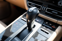 ポルシェ マカン ﾍﾞｰｽｸﾞﾚｰﾄﾞ　MY23 1ｵｰﾅｰ ﾍﾞｰｼﾞｭﾚｻﾞｰｼｰﾄ PCMﾅﾋﾞ CarPlay ｱﾗｳﾝﾄﾞﾋﾞｭｰ ACC ﾚｰﾝｷｰﾌﾟ PDLS ｴﾝﾄﾘｰD ﾏｶﾝS20 ｲﾝﾁAW　2年保証