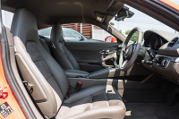 ポルシェ 718 ケイマン ﾍﾞｰｽｸﾞﾚｰﾄﾞ　6速ﾏﾆｭｱﾙ ｱｹﾞｰﾄｸﾞﾚｰﾊｰﾌﾚｻﾞｰ ｼｰﾄﾋｰﾀｰ PCMﾅﾋﾞ CarPlay ｽﾎﾟｰﾂｴｸﾞｿﾞｰｽﾄ GTｽﾎﾟｰﾂｽﾃｱﾘﾝｸﾞ PDLS ﾊﾟｰｸｱｼｽﾄ TPM ｹｲﾏﾝ18ｲﾝﾁAW　2年保証