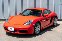 ポルシェ 718 ケイマン ﾍﾞｰｽｸﾞﾚｰﾄﾞ　6速ﾏﾆｭｱﾙ ｱｹﾞｰﾄｸﾞﾚｰﾊｰﾌﾚｻﾞｰ ｼｰﾄﾋｰﾀｰ PCMﾅﾋﾞ CarPlay ｽﾎﾟｰﾂｴｸﾞｿﾞｰｽﾄ GTｽﾎﾟｰﾂｽﾃｱﾘﾝｸﾞ PDLS ﾊﾟｰｸｱｼｽﾄ TPM ｹｲﾏﾝ18ｲﾝﾁAW　2年保証