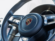 ポルシェ 718 ボクスター ﾍﾞｰｽｸﾞﾚｰﾄﾞ　ｱｹﾞｰﾄｸﾞﾚｰﾊｰﾌﾚｻﾞｰｼｰﾄ ﾌﾞﾗｯｸｿﾌﾄﾄｯﾌﾟ PCMﾅﾋﾞ GTｽﾎﾟｰﾂｽﾃｱﾘﾝｸﾞ ｴﾝﾄﾘｰﾄﾞﾗｲﾌﾞ ﾊﾟｰｸｱｼｽﾄ 電動Dﾐﾗｰ ｵｰﾄｴｱｺﾝ TPM ﾎﾞｸｽﾀｰS19ｲﾝﾁAW　2年保証