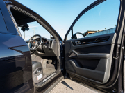 ポルシェ カイエン ﾍﾞｰｽｸﾞﾚｰﾄﾞ ｽﾎﾟｰﾂｸﾛﾉPKG　ﾌﾞﾗｯｸﾚｻﾞｰｼｰﾄ PCMﾅﾋﾞ AppleCarPlay ｱﾗｳﾝﾄﾞﾋﾞｭｰ ｴﾝﾄﾘｰﾄﾞﾗｲﾌﾞ ACC ﾚｰﾝﾁｪﾝｼﾞ LEDﾗｲﾄ ﾊﾟｰｸｱｼｽﾄ TPM ｶｲｴﾝ19AW　2年保証