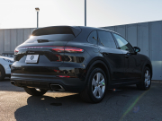 ポルシェ カイエン ﾍﾞｰｽｸﾞﾚｰﾄﾞ ｽﾎﾟｰﾂｸﾛﾉPKG　ﾌﾞﾗｯｸﾚｻﾞｰｼｰﾄ PCMﾅﾋﾞ AppleCarPlay ｱﾗｳﾝﾄﾞﾋﾞｭｰ ｴﾝﾄﾘｰﾄﾞﾗｲﾌﾞ ACC ﾚｰﾝﾁｪﾝｼﾞ LEDﾗｲﾄ ﾊﾟｰｸｱｼｽﾄ TPM ｶｲｴﾝ19AW　2年保証
