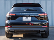 ポルシェ カイエン ﾍﾞｰｽｸﾞﾚｰﾄﾞ ｽﾎﾟｰﾂｸﾛﾉPKG　ﾌﾞﾗｯｸﾚｻﾞｰｼｰﾄ PCMﾅﾋﾞ AppleCarPlay ｱﾗｳﾝﾄﾞﾋﾞｭｰ ｴﾝﾄﾘｰﾄﾞﾗｲﾌﾞ ACC ﾚｰﾝﾁｪﾝｼﾞ LEDﾗｲﾄ ﾊﾟｰｸｱｼｽﾄ TPM ｶｲｴﾝ19AW　2年保証