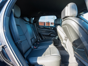 ポルシェ カイエン ﾍﾞｰｽｸﾞﾚｰﾄﾞ ｽﾎﾟｰﾂｸﾛﾉPKG　ﾌﾞﾗｯｸﾚｻﾞｰｼｰﾄ PCMﾅﾋﾞ AppleCarPlay ｱﾗｳﾝﾄﾞﾋﾞｭｰ ｴﾝﾄﾘｰﾄﾞﾗｲﾌﾞ ACC ﾚｰﾝﾁｪﾝｼﾞ LEDﾗｲﾄ ﾊﾟｰｸｱｼｽﾄ TPM ｶｲｴﾝ19AW　2年保証