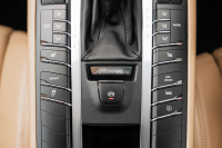 ポルシェ マカン S　ﾍﾞｰｼﾞｭﾚｻﾞｰｼｰﾄ ｼｰﾄﾋｰﾀｰ PCMﾅﾋﾞ ｴﾝﾄﾘｰD PDLS TPM ｸﾙｰｽﾞｺﾝﾄﾛｰﾙ LDW ﾊﾟｰｸｾﾝｻｰ ｵｰﾄﾃｰﾙｹﾞｰﾄ ﾏｶﾝS18ｲﾝﾁAW　2年保証