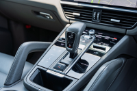 ポルシェ カイエン S　ｽﾚｰﾄｸﾞﾚｰﾚｻﾞｰｼｰﾄ ｼｰﾄﾋｰﾀｰ PCM CarPlay PASM PDLS ｴﾝﾄﾘｰD ﾌｯﾄﾄﾗﾝｸｵｰﾌﾟﾅｰ ACC ｶｲｴﾝﾀｰﾎﾞ21ｲﾝﾁAW ｽﾎﾟｰﾂﾃｰﾙﾊﾟｲﾌﾟ　2年保証