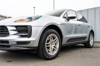 ポルシェ マカン ﾍﾞｰｽｸﾞﾚｰﾄﾞ　ｽﾎﾟｰﾂｸﾛﾉPKG ﾌﾞﾗｯｸﾚｻﾞｰｼｰﾄ ｼｰﾄﾋｰﾀｰ PCMﾅﾋﾞ AppleCarPlay ｱﾗｳﾝﾄﾞﾋﾞｭｰ ｴﾝﾄﾘｰﾄﾞﾗｲﾌﾞ ACC ﾚｰﾝﾁｪﾝｼﾞ TPM ﾏｶﾝS18ｲﾝﾁAW　2年保証