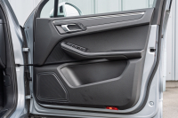ポルシェ マカン ﾍﾞｰｽｸﾞﾚｰﾄﾞ　ｽﾎﾟｰﾂｸﾛﾉPKG ﾌﾞﾗｯｸﾚｻﾞｰｼｰﾄ ｼｰﾄﾋｰﾀｰ PCMﾅﾋﾞ AppleCarPlay ｱﾗｳﾝﾄﾞﾋﾞｭｰ ｴﾝﾄﾘｰﾄﾞﾗｲﾌﾞ ACC ﾚｰﾝﾁｪﾝｼﾞ TPM ﾏｶﾝS18ｲﾝﾁAW　2年保証