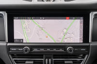 ポルシェ マカン ﾍﾞｰｽｸﾞﾚｰﾄﾞ　ｽﾎﾟｰﾂｸﾛﾉPKG ﾌﾞﾗｯｸﾚｻﾞｰｼｰﾄ ｼｰﾄﾋｰﾀｰ PCMﾅﾋﾞ AppleCarPlay ｱﾗｳﾝﾄﾞﾋﾞｭｰ ｴﾝﾄﾘｰﾄﾞﾗｲﾌﾞ ACC ﾚｰﾝﾁｪﾝｼﾞ TPM ﾏｶﾝS18ｲﾝﾁAW　2年保証