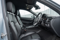 ポルシェ マカン ﾍﾞｰｽｸﾞﾚｰﾄﾞ　ｽﾎﾟｰﾂｸﾛﾉPKG ﾌﾞﾗｯｸﾚｻﾞｰｼｰﾄ ｼｰﾄﾋｰﾀｰ PCMﾅﾋﾞ AppleCarPlay ｱﾗｳﾝﾄﾞﾋﾞｭｰ ｴﾝﾄﾘｰﾄﾞﾗｲﾌﾞ ACC ﾚｰﾝﾁｪﾝｼﾞ TPM ﾏｶﾝS18ｲﾝﾁAW　2年保証