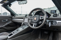 ポルシェ 718 ボクスター ﾍﾞｰｽｸﾞﾚｰﾄﾞ ｽﾎﾟｰﾂｸﾛﾉPKG　ｱｹﾞｰﾄｸﾞﾚｰﾊｰﾌﾚｻﾞｰｼｰﾄ ﾌﾞﾗｳﾝｿﾌﾄﾄｯﾌﾟ PCMﾅﾋﾞ CarPlay PASM PDLS GTｽﾎﾟｰﾂｽﾃｱ ﾊﾟｰｸｱｼｽﾄ ｸﾙｺﾝ 電動Dﾐﾗｰ ｵｰﾄｴｱｺﾝ TPM ｶﾚﾗS20ｲﾝﾁAW　2年保証