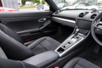ポルシェ 718 ボクスター ﾍﾞｰｽｸﾞﾚｰﾄﾞ ｽﾎﾟｰﾂｸﾛﾉPKG　MY18 ﾌﾞﾗｯｸﾊｰﾌﾚｻﾞｰｼｰﾄ ﾌﾞﾗｯｸｿﾌﾄﾄｯﾌﾟ PCMﾅﾋﾞ CarPlay PDLS ｽﾎﾟｰﾂﾃｰﾙﾊﾟｲﾌﾟ ﾌﾞﾗｯｸﾃｰﾙﾗｲﾄ 電動Dﾐﾗｰ ｱﾙﾐﾆｳﾑﾍﾟﾀﾞﾙ TPM ﾎﾞｸｽﾀｰ18ｲﾝﾁAW　2年保証