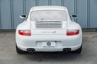 ポルシェ 911(Type997) ｶﾚﾗS ｽﾎﾟｰﾂｸﾛﾉﾊﾟｯｹｰｼﾞ　ﾌﾞﾗｯｸﾚｻﾞｰｽﾎﾟｰﾂｼｰﾄ+ ｶﾛｯﾂｪﾘｱﾅﾋﾞ PASM ｵｰﾄｴｱｺﾝ PSM ｷｾﾉﾝﾍｯﾄﾞﾗｲﾄ ｶﾗｰｸﾚｽﾄｾﾝﾀｰｷｬｯﾌﾟ ｽﾎﾟｰﾂﾃﾞｻﾞｲﾝ19ｲﾝﾁAW　2年保証