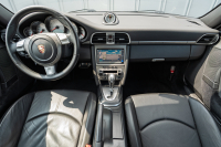 ポルシェ 911(Type997) ｶﾚﾗS ｽﾎﾟｰﾂｸﾛﾉﾊﾟｯｹｰｼﾞ　ﾌﾞﾗｯｸﾚｻﾞｰｽﾎﾟｰﾂｼｰﾄ+ ｶﾛｯﾂｪﾘｱﾅﾋﾞ PASM ｵｰﾄｴｱｺﾝ PSM ｷｾﾉﾝﾍｯﾄﾞﾗｲﾄ ｶﾗｰｸﾚｽﾄｾﾝﾀｰｷｬｯﾌﾟ ｽﾎﾟｰﾂﾃﾞｻﾞｲﾝ19ｲﾝﾁAW　2年保証