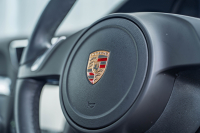 ポルシェ 911(Type991.1) ｶﾚﾗ4　ﾌﾞﾗｯｸﾚｻﾞｰｼｰﾄ ｼｰﾄﾋｰﾀｰ ﾍﾞﾝﾁﾚｰﾀｰ ｸﾗﾘｵﾝﾅﾋﾞ ﾌﾙｾｸﾞTV PASM PDLS ｴﾝﾄﾘｰﾄﾞﾗｲﾌﾞ ｽﾃｱﾘﾝｸﾞﾋｰﾀｰ ﾊﾟｰｸｱｼｽﾄ ｵｰﾄｴｱｺﾝ 電動ﾄﾞｱﾐﾗｰ ｶﾚﾗ19ｲﾝﾁAW　2年保証