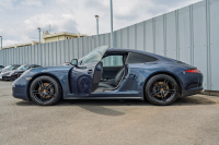 ポルシェ 911(Type991.1) ｶﾚﾗ4　ﾌﾞﾗｯｸﾚｻﾞｰｼｰﾄ ｼｰﾄﾋｰﾀｰ ﾍﾞﾝﾁﾚｰﾀｰ ｸﾗﾘｵﾝﾅﾋﾞ ﾌﾙｾｸﾞTV PASM PDLS ｴﾝﾄﾘｰﾄﾞﾗｲﾌﾞ ｽﾃｱﾘﾝｸﾞﾋｰﾀｰ ﾊﾟｰｸｱｼｽﾄ ｵｰﾄｴｱｺﾝ 電動ﾄﾞｱﾐﾗｰ ｶﾚﾗ19ｲﾝﾁAW　2年保証