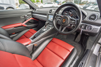ポルシェ 718 ケイマン ﾍﾞｰｽｸﾞﾚｰﾄﾞ　ﾂｰﾄﾝﾚｻﾞｰPKG(ﾌﾞﾗｯｸ/ﾎﾞﾙﾄﾞｰﾚｯﾄﾞ) ｼｰﾄﾋｰﾀｰ PCMﾅﾋﾞ AppleCarPlay ﾊﾞｯｸｶﾒﾗ DSRC ｵｰﾄｴｱｺﾝ 電動ﾄﾞｱﾐﾗｰ ﾄﾞﾗｲﾌﾞﾚｺｰﾀﾞｰ TPM ﾎﾞｸｽﾀｰ18ｲﾝﾁｱﾙﾐﾎｲｰﾙ　2年保証