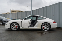 ポルシェ 911(Type997) S　ﾌﾞﾗｯｸﾚｻﾞｰｼｰﾄ ｼｰﾄﾋｰﾀｰ ﾚｯﾄﾞﾊﾟﾅｿﾆｯｸﾅﾋﾞ ﾌﾙｾｸﾞTV ｽﾎﾟｰﾂｽﾃｱ ｷｾﾉﾝ F/Rﾌｫｸﾞ PASM ｵｰﾄｴｱｺﾝ ｶﾚﾗS19ｲﾝﾁAW ETC　2年保証