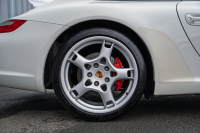 ポルシェ 911(Type997) S　ﾌﾞﾗｯｸﾚｻﾞｰｼｰﾄ ｼｰﾄﾋｰﾀｰ ﾚｯﾄﾞﾊﾟﾅｿﾆｯｸﾅﾋﾞ ﾌﾙｾｸﾞTV ｽﾎﾟｰﾂｽﾃｱ ｷｾﾉﾝ F/Rﾌｫｸﾞ PASM ｵｰﾄｴｱｺﾝ ｶﾚﾗS19ｲﾝﾁAW ETC　2年保証