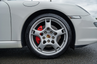 ポルシェ 911(Type997) S　ﾌﾞﾗｯｸﾚｻﾞｰｼｰﾄ ｼｰﾄﾋｰﾀｰ ﾚｯﾄﾞﾊﾟﾅｿﾆｯｸﾅﾋﾞ ﾌﾙｾｸﾞTV ｽﾎﾟｰﾂｽﾃｱ ｷｾﾉﾝ F/Rﾌｫｸﾞ PASM ｵｰﾄｴｱｺﾝ ｶﾚﾗS19ｲﾝﾁAW ETC　2年保証