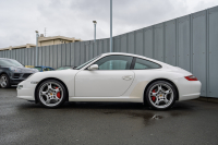 ポルシェ 911(Type997) S　ﾌﾞﾗｯｸﾚｻﾞｰｼｰﾄ ｼｰﾄﾋｰﾀｰ ﾚｯﾄﾞﾊﾟﾅｿﾆｯｸﾅﾋﾞ ﾌﾙｾｸﾞTV ｽﾎﾟｰﾂｽﾃｱ ｷｾﾉﾝ F/Rﾌｫｸﾞ PASM ｵｰﾄｴｱｺﾝ ｶﾚﾗS19ｲﾝﾁAW ETC　2年保証