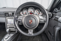 ポルシェ 911(Type997) S　ﾌﾞﾗｯｸﾚｻﾞｰｼｰﾄ ｼｰﾄﾋｰﾀｰ ﾚｯﾄﾞﾊﾟﾅｿﾆｯｸﾅﾋﾞ ﾌﾙｾｸﾞTV ｽﾎﾟｰﾂｽﾃｱ ｷｾﾉﾝ F/Rﾌｫｸﾞ PASM ｵｰﾄｴｱｺﾝ ｶﾚﾗS19ｲﾝﾁAW ETC　2年保証