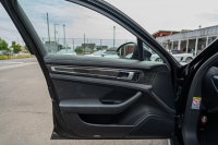 ポルシェ パナメーラ 4　MY18 ﾌﾞﾗｯｸﾚｻﾞｰｼｰﾄ ｼｰﾄﾋｰﾀｰ ﾍﾞﾝﾁﾚｰﾀｰ PCMﾅﾋﾞ AppleCarPlay ｱﾗｳﾝﾄﾞﾋﾞｭｰ PASM/ｴｱｻｽ PDLS ｴﾝﾄﾘｰﾄﾞﾗｲﾌﾞ 911ﾀｰﾎﾞﾃﾞｻﾞｲﾝ21ｲﾝﾁAW　2年保証
