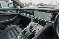 ポルシェ パナメーラ 4　MY18 ﾌﾞﾗｯｸﾚｻﾞｰｼｰﾄ ｼｰﾄﾋｰﾀｰ ﾍﾞﾝﾁﾚｰﾀｰ PCMﾅﾋﾞ AppleCarPlay ｱﾗｳﾝﾄﾞﾋﾞｭｰ PASM/ｴｱｻｽ PDLS ｴﾝﾄﾘｰﾄﾞﾗｲﾌﾞ 911ﾀｰﾎﾞﾃﾞｻﾞｲﾝ21ｲﾝﾁAW　2年保証