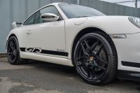 ポルシェ 911(Type997) ｶﾚﾗ　GT3ﾙｯｸｴｱﾛ ﾌﾞﾗｯｸﾚｻﾞｰｼｰﾄ ｼｰﾄﾋｰﾀｰ ｱﾙｶﾝﾀｰﾗﾙｰﾌﾗｲﾅｰ ﾊﾟｲｵﾆｱﾅﾋﾞ ｵｰﾄｴｱｺﾝ PSM ｷｾﾉﾝﾗｲﾄ F/Rﾌｫｸﾞ 後期ｶﾚﾗS19ｲﾝﾁAW　2年保証