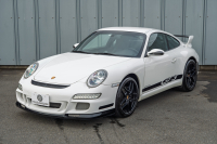 ポルシェ 911(Type997) ｶﾚﾗ　GT3ﾙｯｸｴｱﾛ ﾌﾞﾗｯｸﾚｻﾞｰｼｰﾄ ｼｰﾄﾋｰﾀｰ ｱﾙｶﾝﾀｰﾗﾙｰﾌﾗｲﾅｰ ﾊﾟｲｵﾆｱﾅﾋﾞ ｵｰﾄｴｱｺﾝ PSM ｷｾﾉﾝﾗｲﾄ F/Rﾌｫｸﾞ 後期ｶﾚﾗS19ｲﾝﾁAW　2年保証