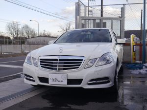 ２０１２ｙ　Ｅ３００ＢＥ ＡＶＧレーダーセーフティパッケージをご納車させていただきました。