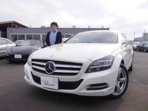 ２０１３ｙ　ＣＬＳ３５０シューティングブレーク デジーノウッドフロアをご納車させて頂きました。