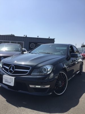 ２０１２ｙ　Ｃ６３ＡＭＧパフォーマンスパッケージをご納車させて頂きました。