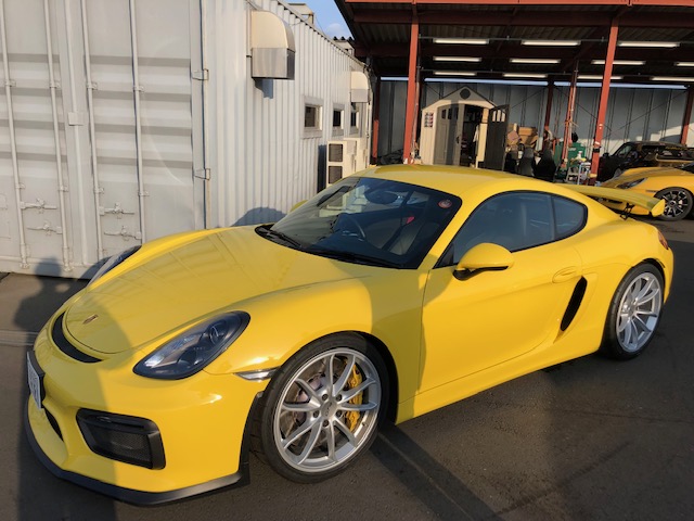 【納車ブログ】ポルシェケイマンＧＴ４をご納車させて頂きました！