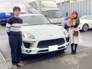 2017年　ポルシェ　マカンS　ホワイト　大阪府のお客様にご納車させていただきました。