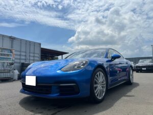 2018年　ポルシェ　パナメーラ　サファイアブルーＭ　東京都のお客様にご納車させていただきました。